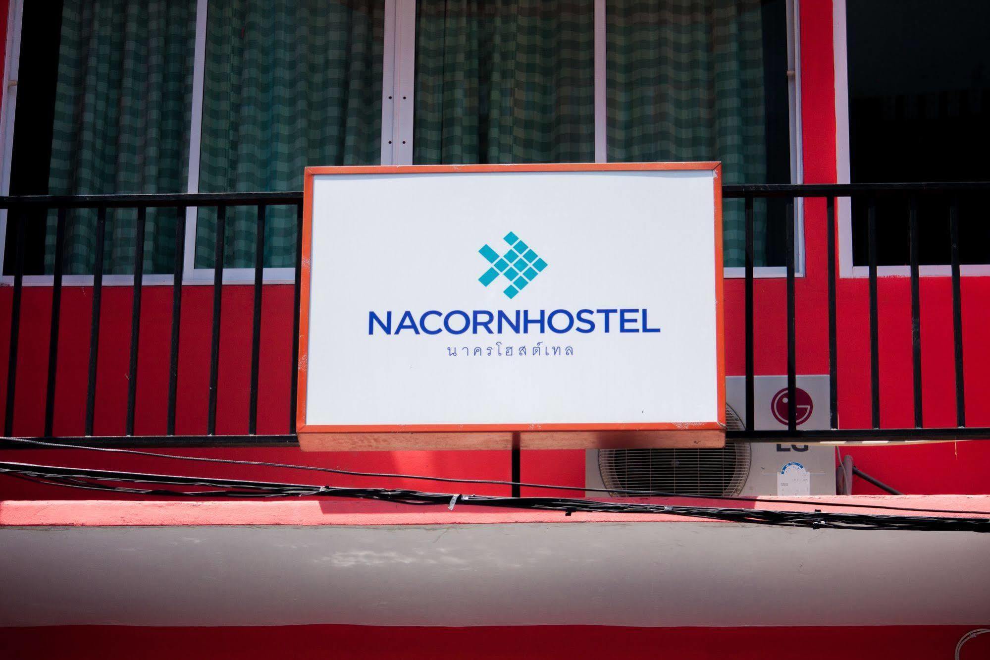 Nacorn Hostel Bangkok Extérieur photo