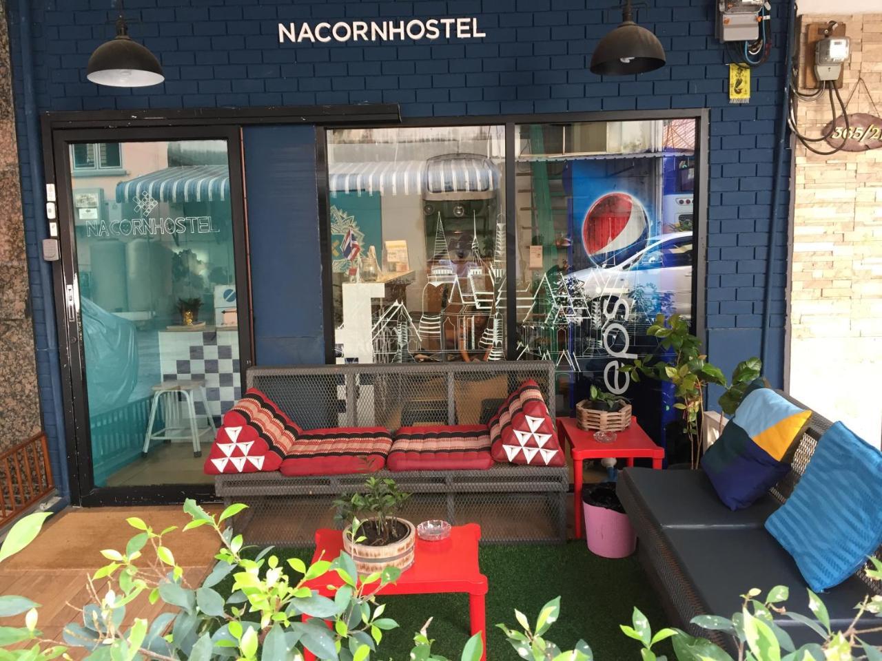 Nacorn Hostel Bangkok Extérieur photo